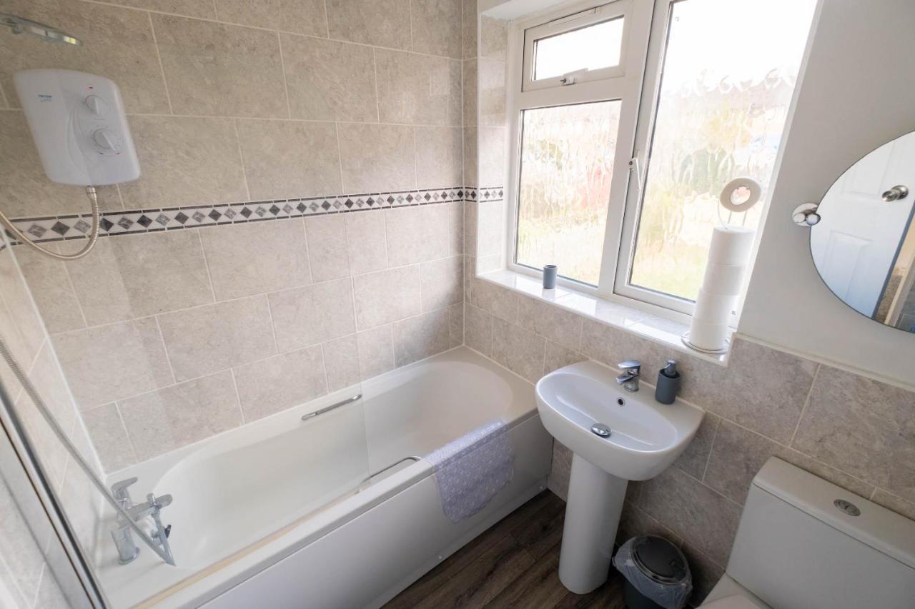 Spring House With Private Parking Villa Кентърбъри Екстериор снимка